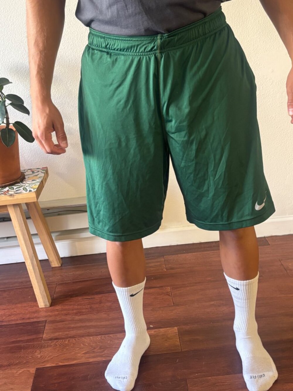 Nike Dri-FIT Green Athletic Shorts Men's L